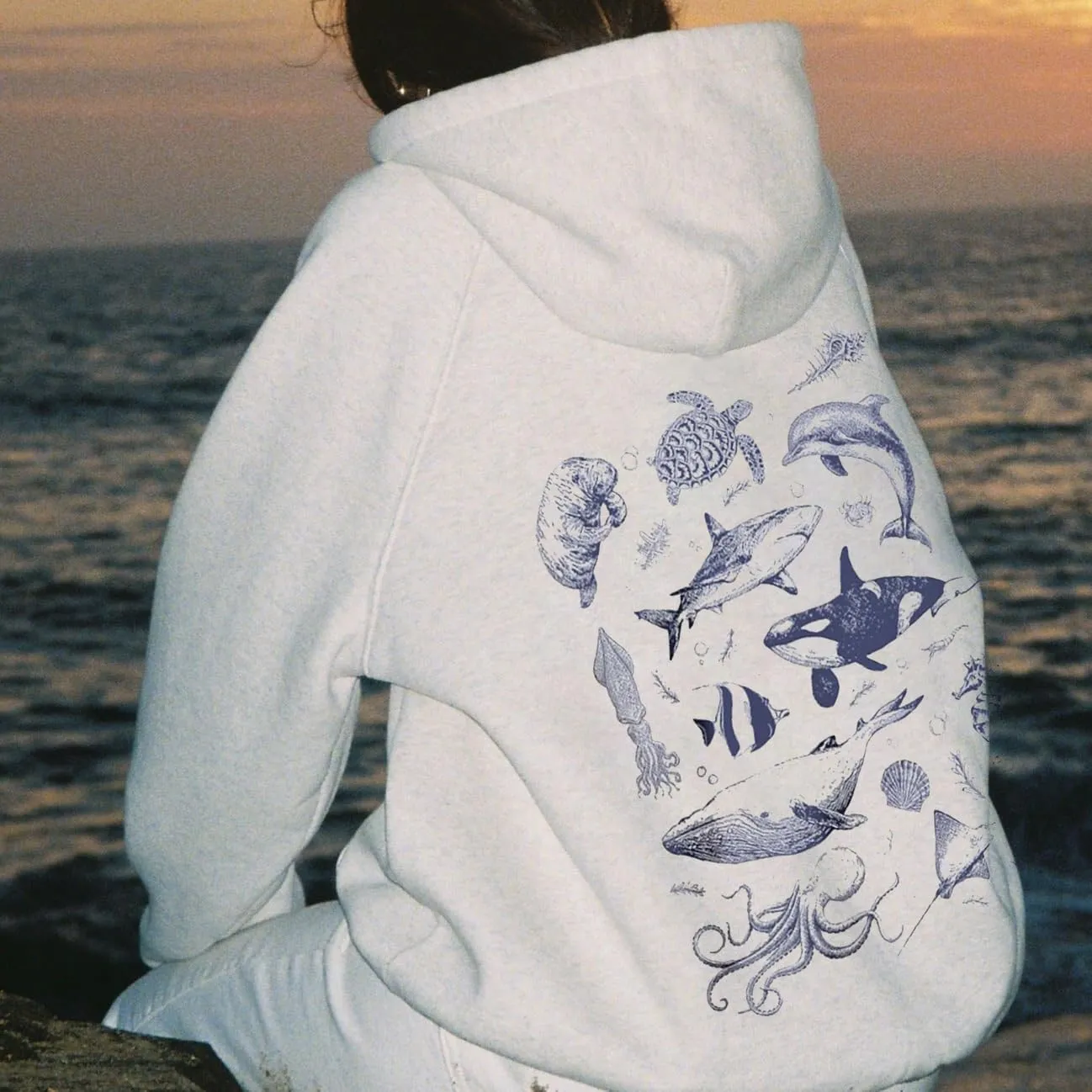 Cute Graphic Hoodies for Women Teen Girls Y2k Ocean/Seashell Oversized Sweatshirt Long Sleeve Pullover Streetwear