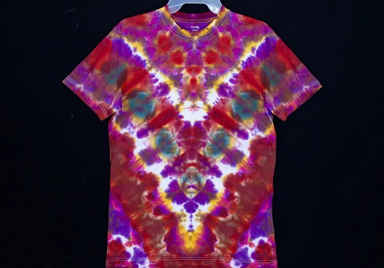 Reg. Cotton T shirt Small  #3070  Chevron design $80