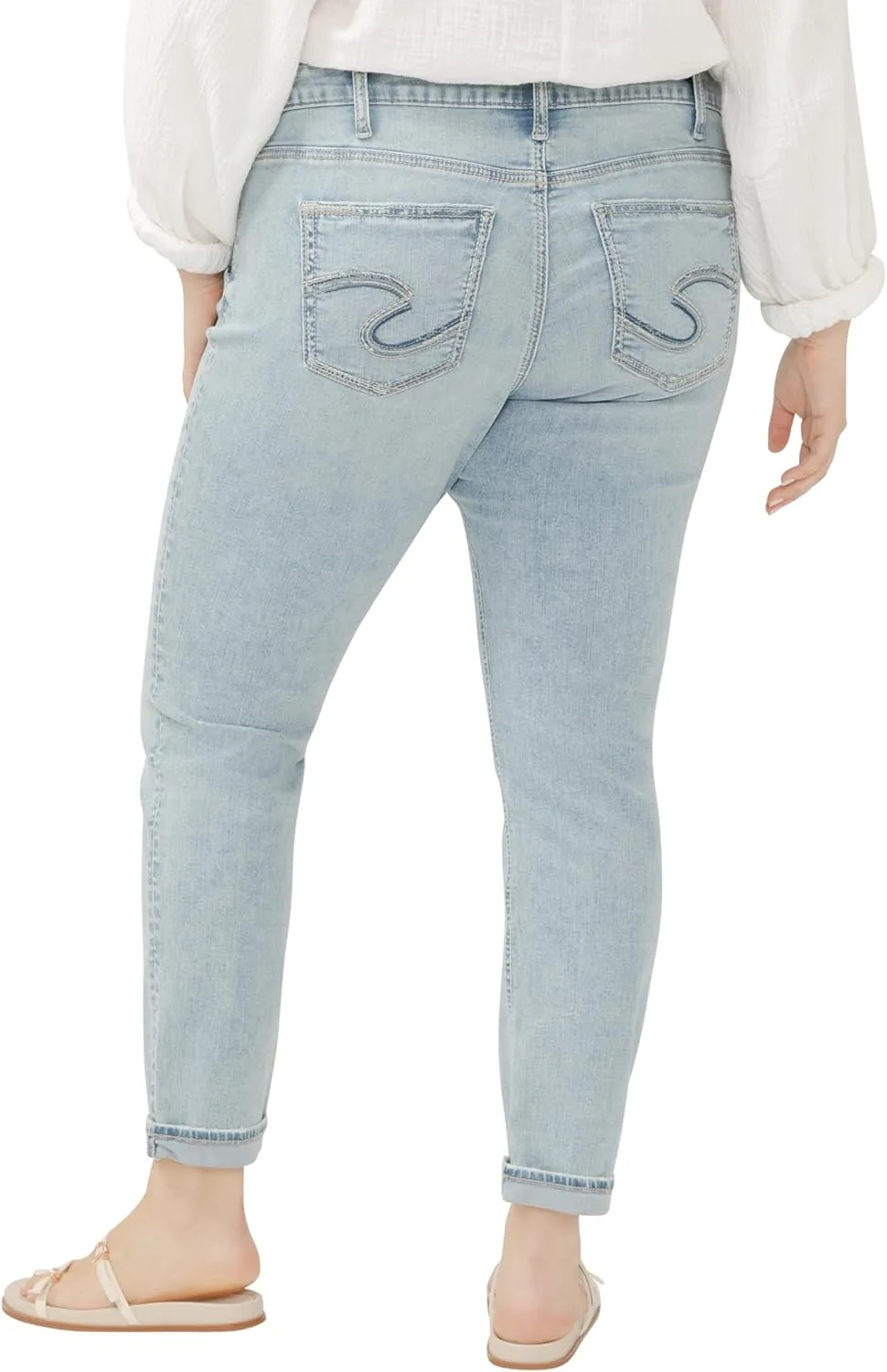 Silver Jeans Co. Women's Plus Size Girlfriend Mid Rise Slim Leg Jeans